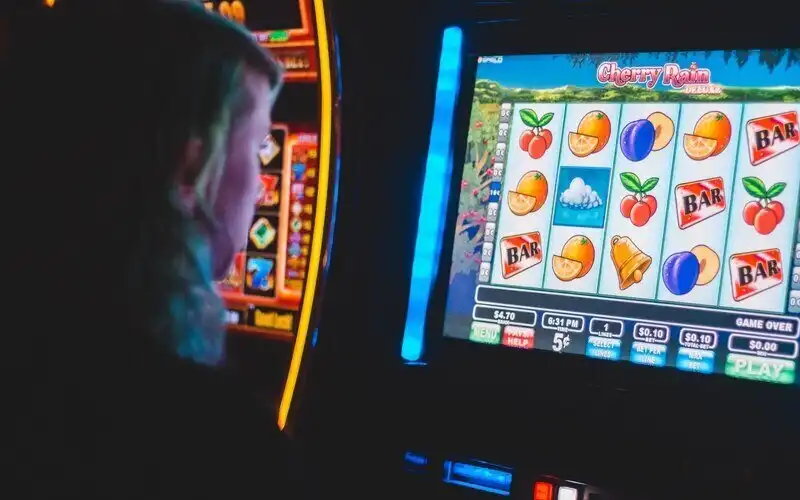 Slot machine how to win titanic slot machine game Guide Of Ra